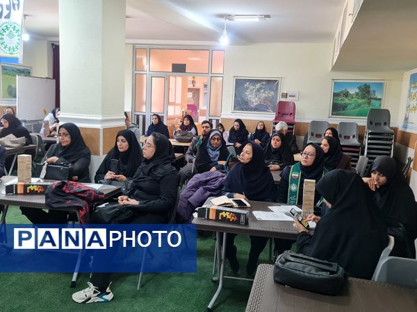 ارتقای مهارت‌های آموزشی مربیان پیشتاز ناحیه 2 شیراز