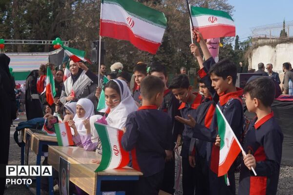 دلنش آموزان گرگانی در سوگ دانش آموزان میناب