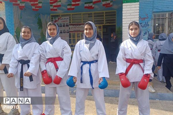 هفته تربیت بدنی در مدرسه هدی