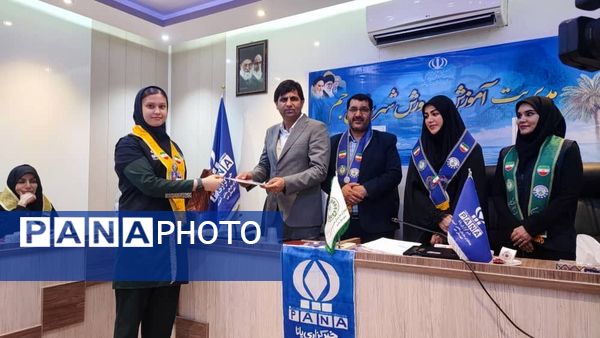 تجلیل از خبرنگاران برتر شهرستان جم