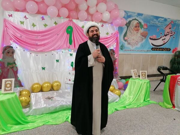 جشن تکلیف دختران با عطر بندگی و شکوفه‌های ایمان
