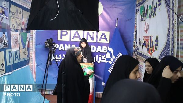 حضور پرشور نوجوانان مبارز در کافه رسانه اردبیل