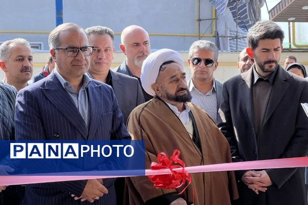 افتتاح پروژه‌های اقتصادی فیروزکوه توسط فرماندار