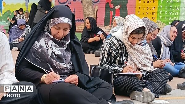  حضور پرشور اولیای دبستان رحمانی فرد در انتخابات انجمن اولیا و مربیان