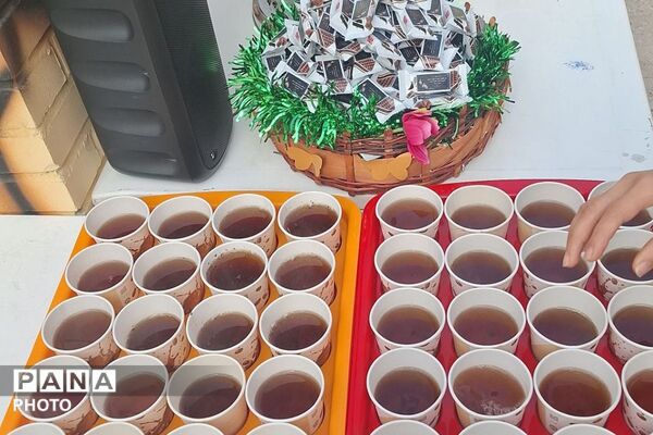 میزبانی نذر سمنو در دبیرستان ساره ورامین، همزمان با آغاز ایام فاطمیه