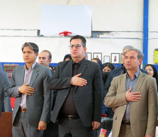  جشن مدرسه ای ایرانمون در دبیرستان شاهد آمنه شهرستان بجنورد 