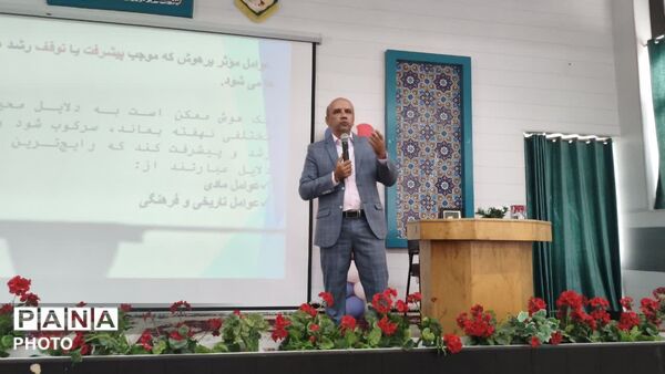 افتتاحیه ورود فرهنگی دانشجو معلمان ناحیه4 در دبستان دخترانه شهید چیتی