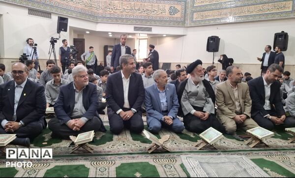 آغاز سال تحصیلی با عطر نیایش؛ طنین زنگ نماز در منطقه ۳