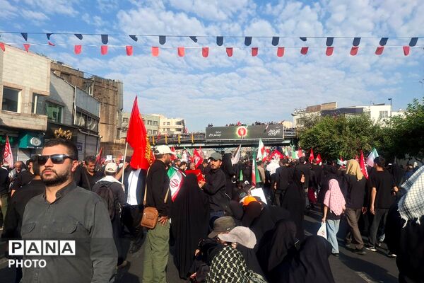 آخرین دیدار مردم تهران با «آقای شهید ایران»
