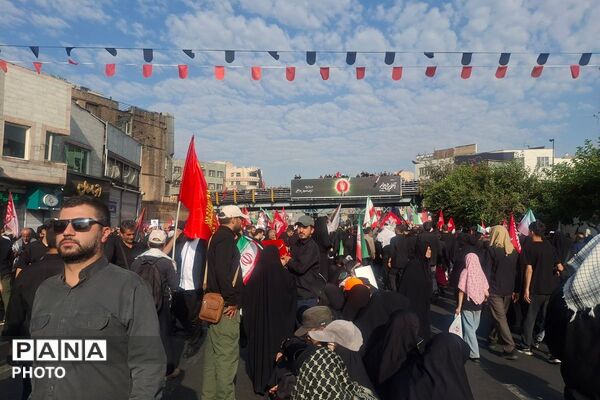 آخرین دیدار مردم تهران با «آقای شهید ایران»