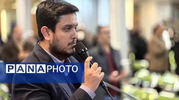 جلسه دوم هدایت تحصیلی ویژه پایه نهم دبیرستان دوره اول بعثت واحد۶ 