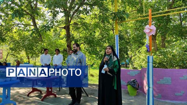 اردوی مادر دختری دانش‌آموزان ناحیه یک مشهد به‌مناسبت روز خانواده