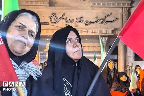 پیمانِ ایستادگی در میدانِ معلم؛ طنین لبیکِ فیروزکوهی‌ها