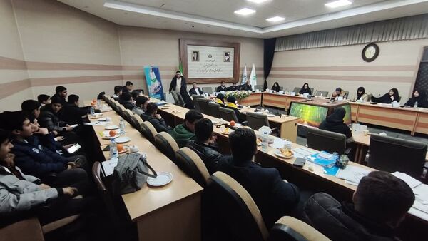 انتخابات سیزدهمین دوره مجلس دانش‌آموزی در آذربایجان شرقی