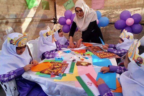 برگزاری جشن غنچه ها در آموزشگاه حضرت زینب(س)