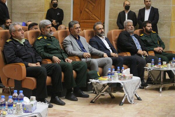 همایش «بسیج، مدرسه عشق» در باقرشهر 