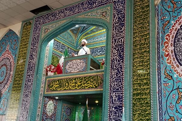 حضور پیشتازان شهر بهار در نماز جمعه