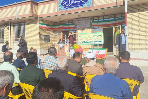 شور و نشاط دانش‌آموزان در روز بازگشایی مدارس شهر سورمق 