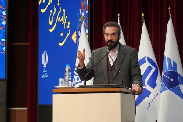 آیین تجلیل از شوراهای آموزش‌وپرورش برتر استان و همایش نهضت ملی توسعۀ عدالت آموزشی