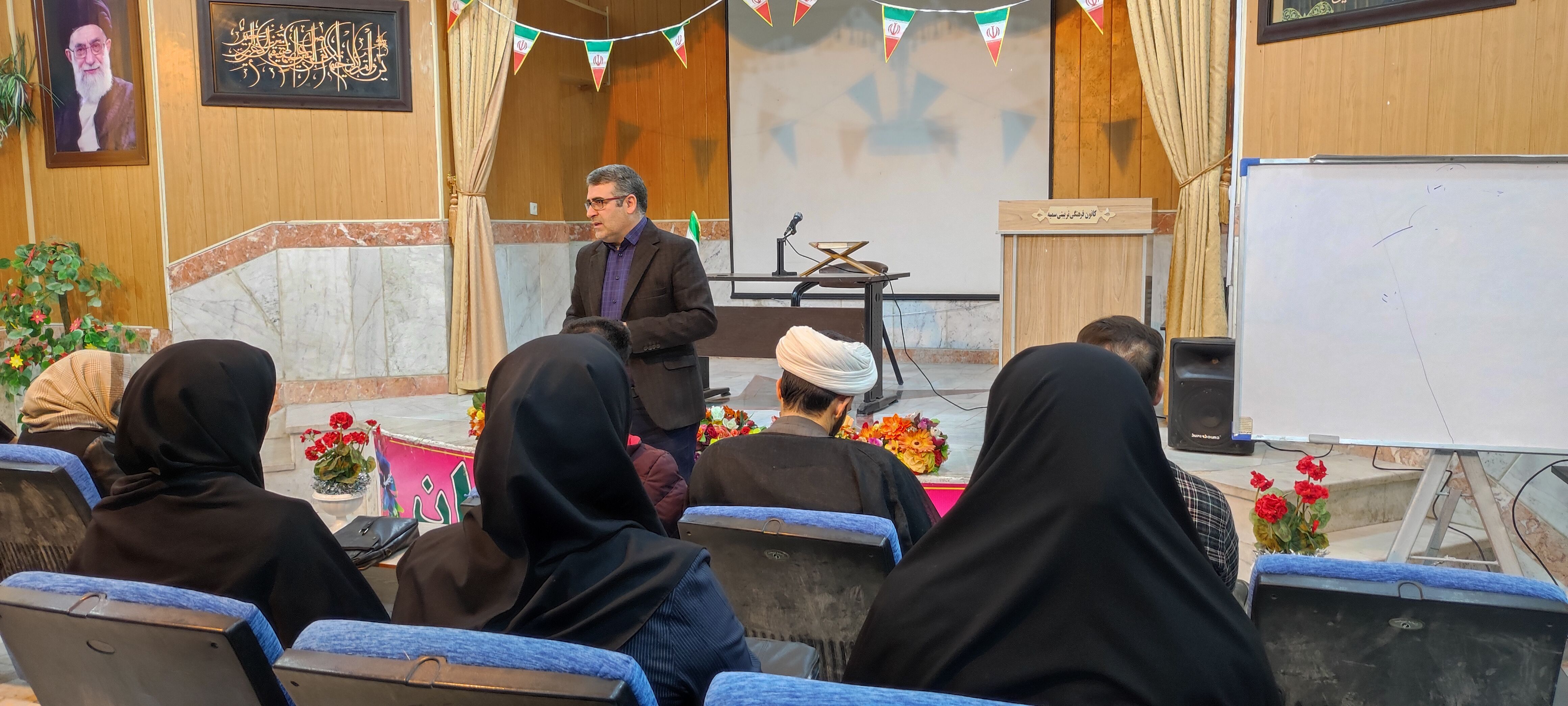 کارگاه آموزشی نماد در شیروان