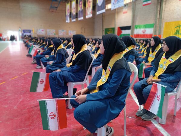 همایش بزرگ یاوران مقاومت در بیرجند 
