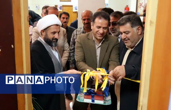 افتتاح نمایشگاه تبیینی «آب و سراب» در فارسان 