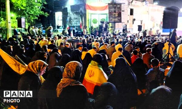 مراسم پر اقتدار انقلابی به همراه نماز استغاثه