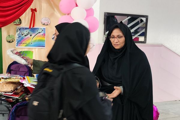 برگزاری جشن عاطفه‌ها در متوسطه مهدیه فاز۲ اندیشه شهریار