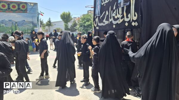 دبستان قائم ناحیه۲ میزبان و خدمتگزار زائران رضوی در محرم حسینی بود 