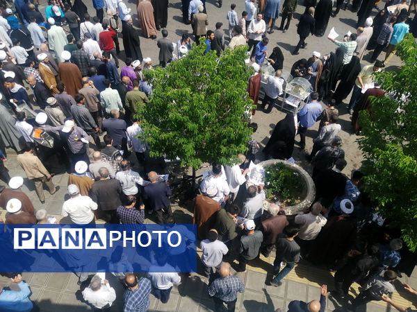 راهپیمایی نمازگزاران جمعه قم در حمایت از عملیات وعده صادق و طرح نور