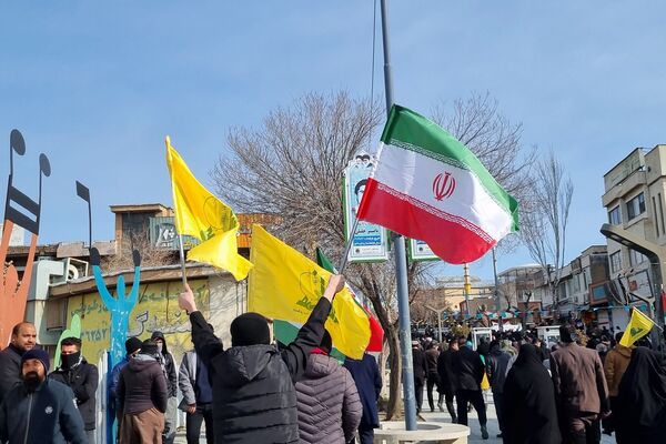 زنده کردن یاد و خاطره بهار 57 در دل سرمای زمستان