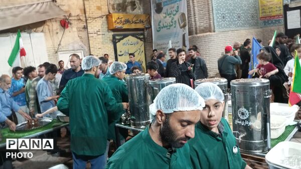 خدمت رسانی در حاشیه تجمعات نیشابور 