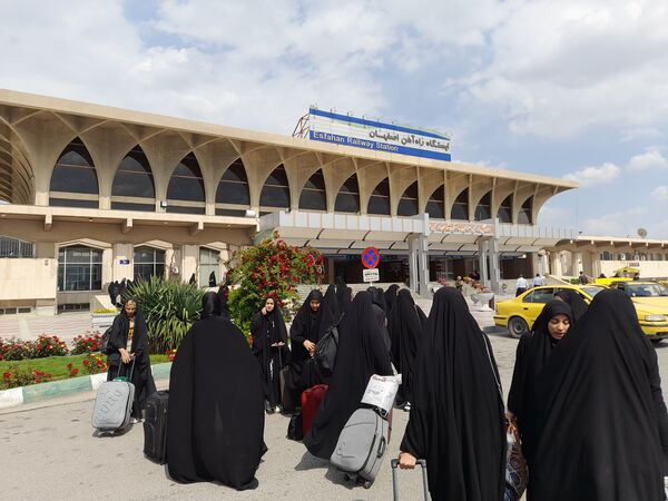 اولین روز اقامت دانش‌آموزان دبیرستان‌‌دخترانه‌‌‌‌غیاثی در مشهد مقدس 
