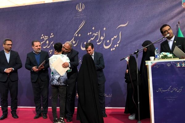 آیین نواختن زنگ پژوهش در ناحیه دو شهرری 