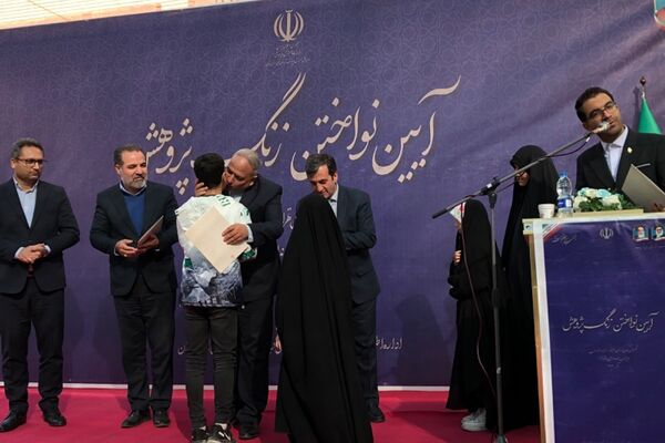 آیین نواختن زنگ پژوهش در ناحیه دو شهرری 