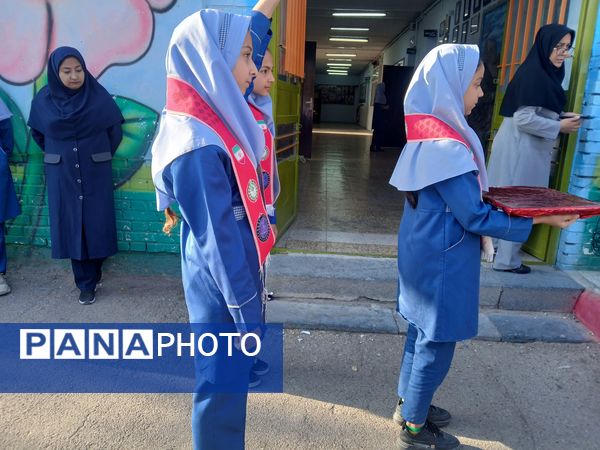 مراسم صبحگاهی در مدرسه دخترانه بنت الهدی صدر۲ 