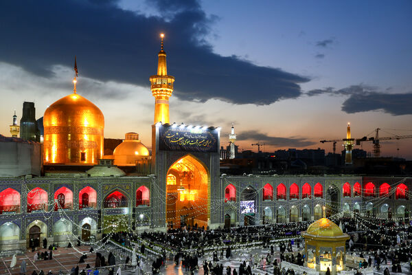 حال و هوای حرم مطهر رضوی در شب شهادت امام کاظم علیه السلام