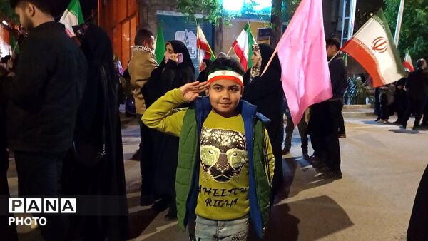 حضور پرشور کودکان و نوجوانان در قلب نیشابور 