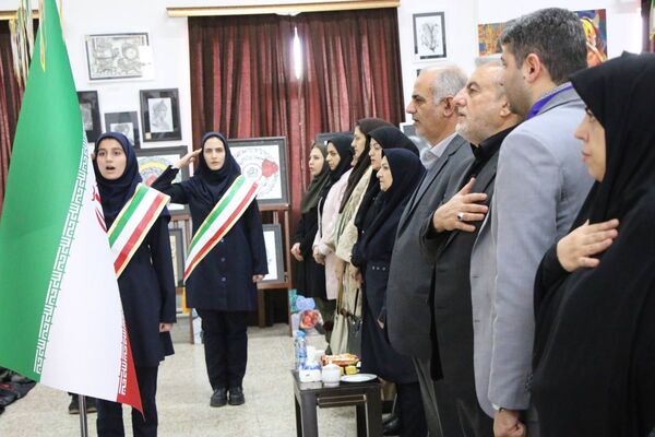 همایش «یاوران انقلاب» پیشتازان هنرستان شهریار تبریز