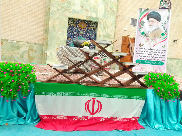 گرامیداشت یاد و خاطره شهدای دانش‌آموز غزه در محفل قرآنی ناحیه 4 قم
