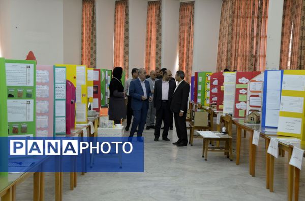افتتاح نمایشگاه پژوهش های دانش آموزی در چارچوب جشنواره جابر بن حیان 