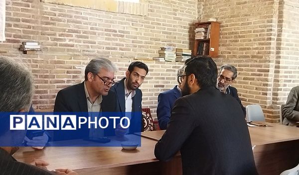 گذری بر میز خدمت اداره آموزش و پرورش نیشابور در نماز جمعه این هفته 