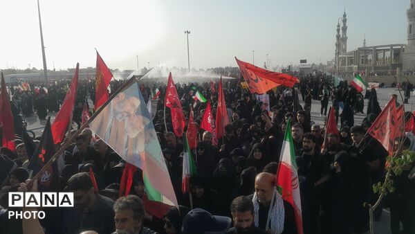 حضور باشکوه و پرشورمیلیونی ملت ایران در مراسم وداع با امام شهید