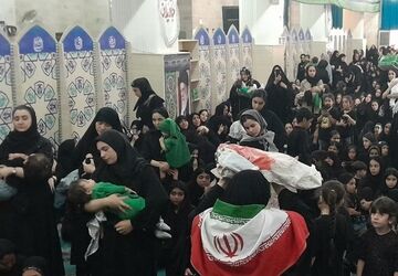 صباشهر غرق در عطر علی‌اصغر(ع)؛ مادران عاشورایی گرد هم آمدند