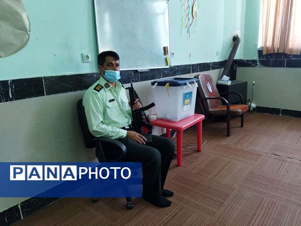 انتخابات چهاردهمین دوره ریاست‌جمهوری در مسجد جامع شهر