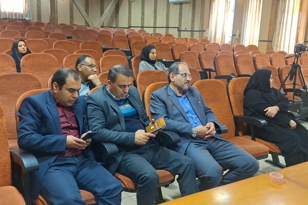 ایجاد انگیزه و خلاقیت در دانش‌آموزان با اجرای تئاتر درسی 