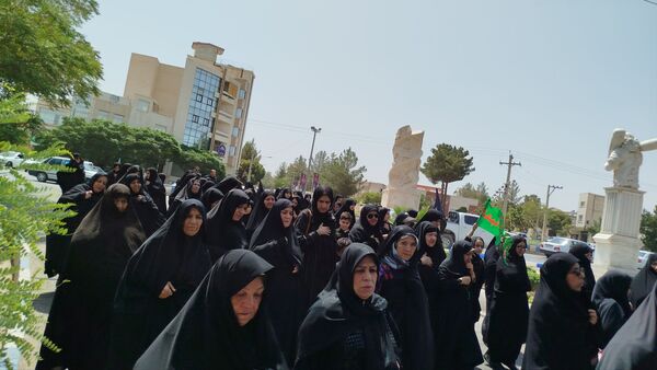حماسه جاماندگان اربعین در محلات و نیم‌ور؛ تصاویری از عشق و ارادت