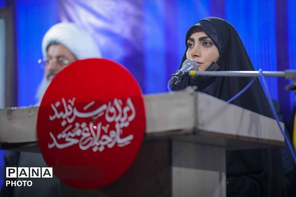  بیعت با رهبر انقلاب اسلامی در ساوجبلاغ 