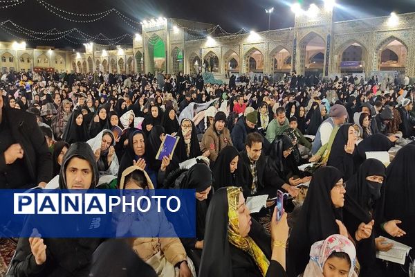 مراسم سومین شب قدر در بارگاه  ملکوتی حضرت امام رضا(ع)