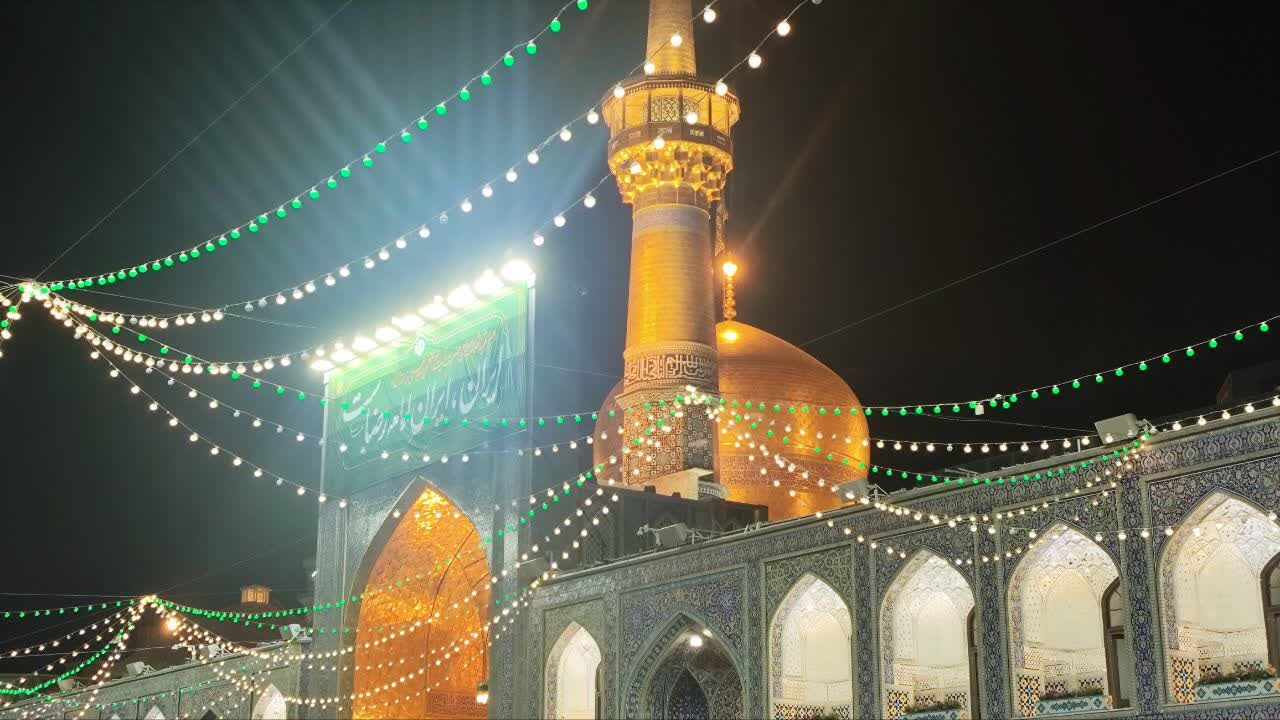قاب های ماندگار از حرم امام رئوف در ایام دهه کرامت